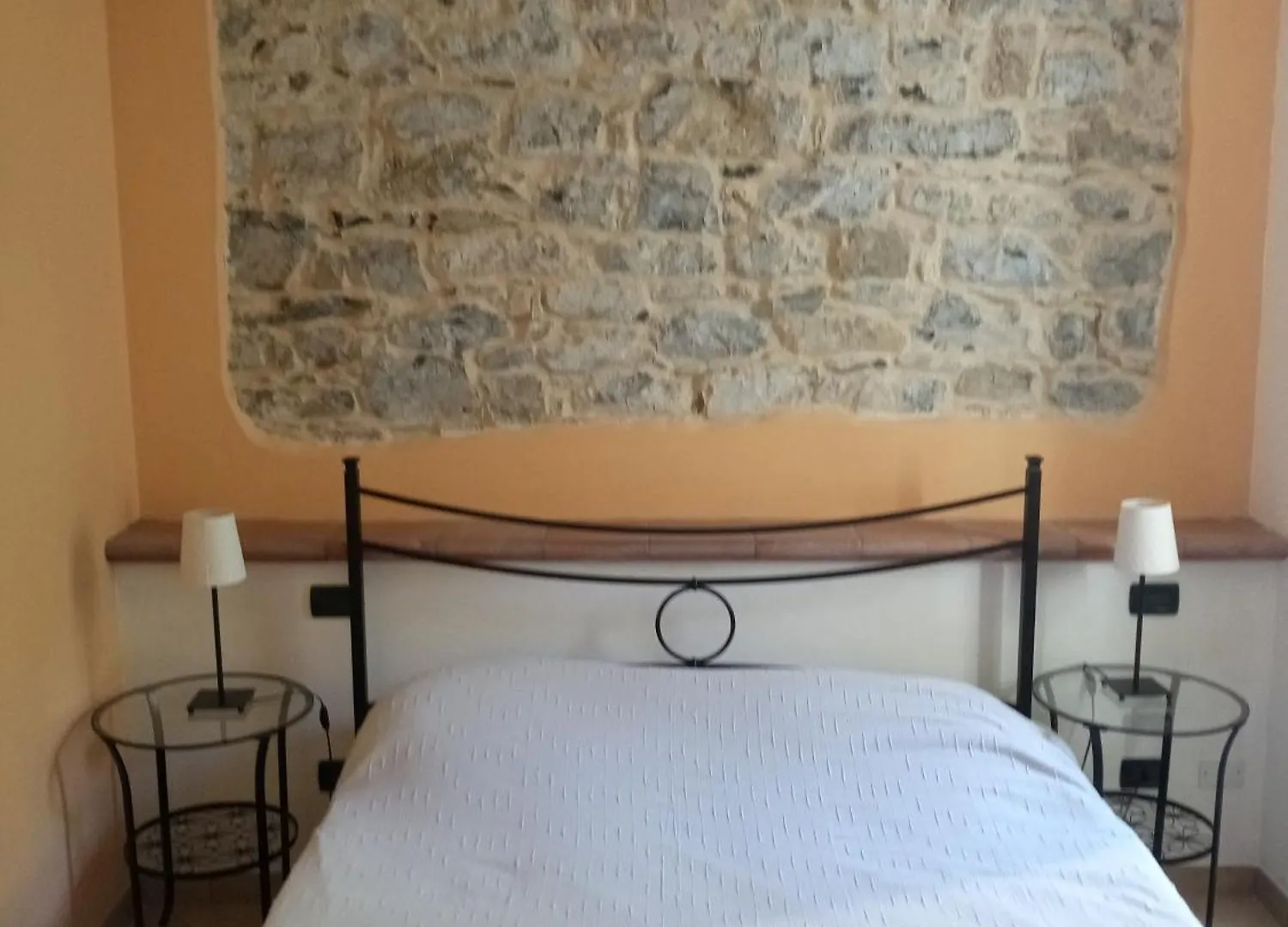 Agriturismo Ardissone Thomas Diano San Pietro イタリア