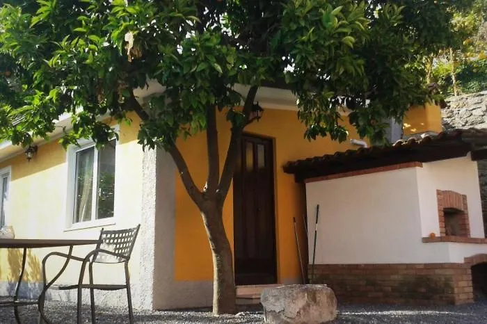 Agriturismo Ardissone Thomas Diano San Pietro アパート