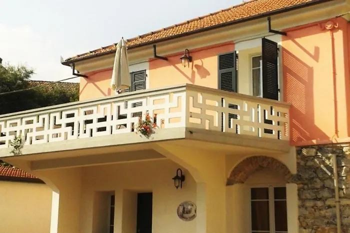 アパート Agriturismo Ardissone Thomas Diano San Pietro イタリア